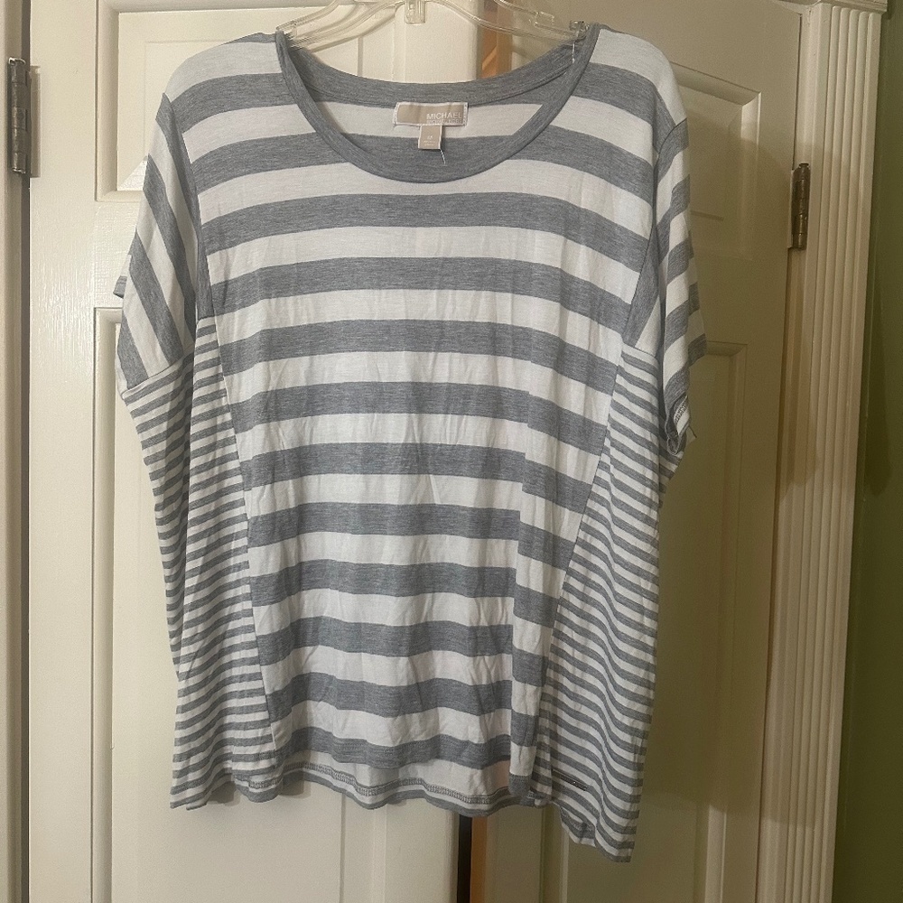 Michael Kors Women's Striped Top T-shirt Gray & White Short Sleeve Casual Size M
